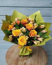 Букет цветов из:  Альстромерии и Розы в Долгоруково