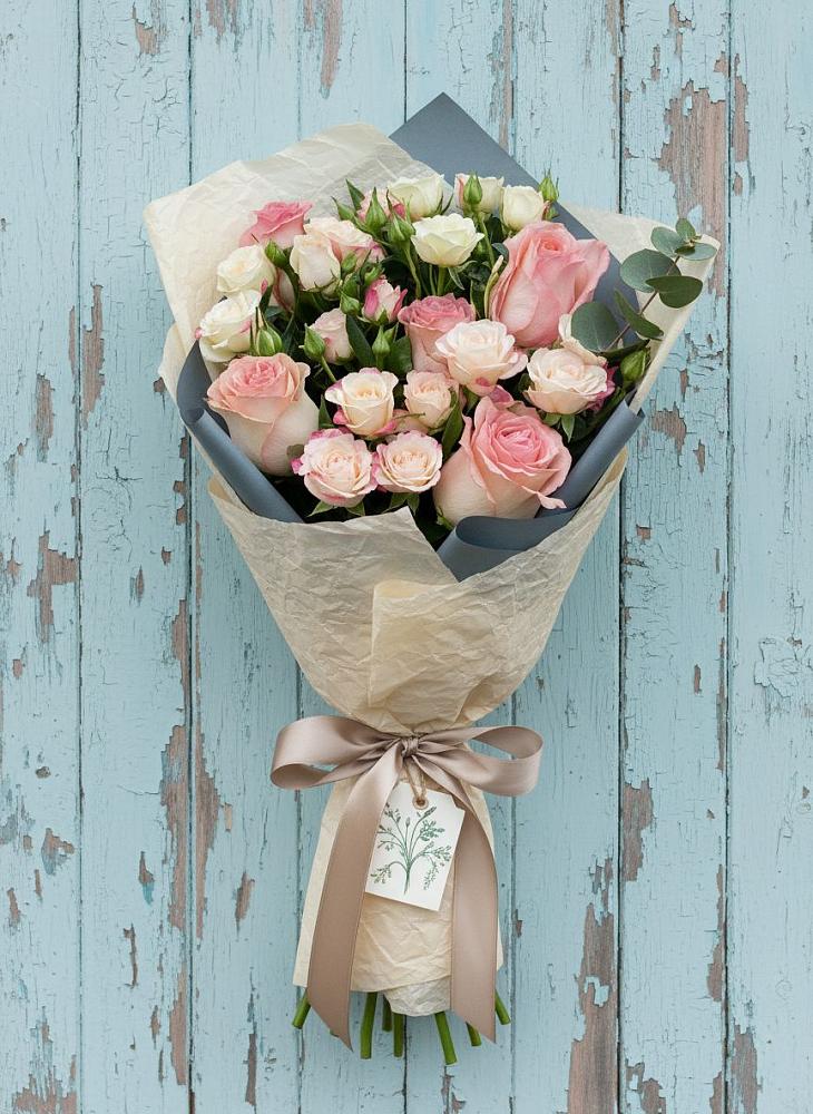 Букет цветов из: Розы в Долгоруково