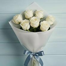 Букет 7 Белых роз Эдлесс Лав в Долгоруково