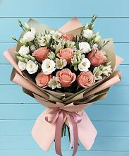 Букет цветов из:  Розы, Альстромерии и Лизиантусы #REPLACE_PRED# Долгоруково