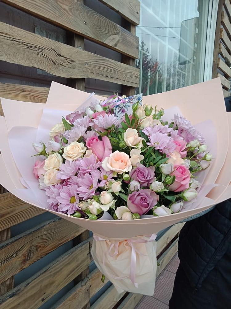 Букет цветов из: Розы и Хризантемы в Долгоруково