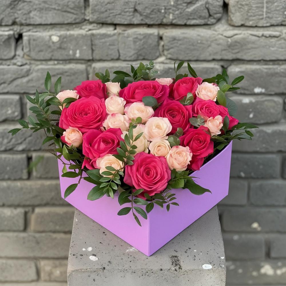 Цветочная композиция из Розы в коробке в Долгоруково