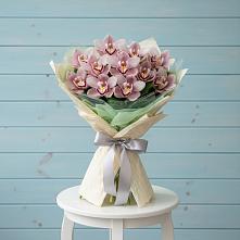 Букет цветов из:  Орхидеи и Розы #REPLACE_PRED# Долгоруково