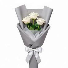 Букет 3 белые розы в Долгоруково