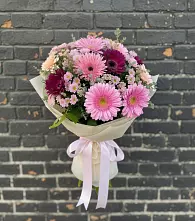 Букет цветов из:  Герберы и Хризантемы в Долгоруково
