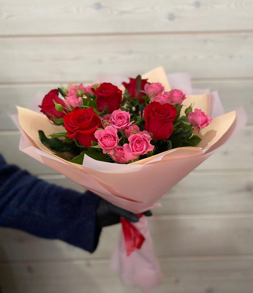 Букет цветов из: Розы в Долгоруково