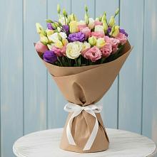 Букет цветов из:  Лизиантусы в Долгоруково