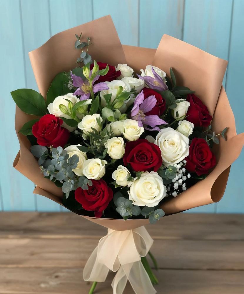 Букет цветов из: Розы и Альстромерии в Долгоруково